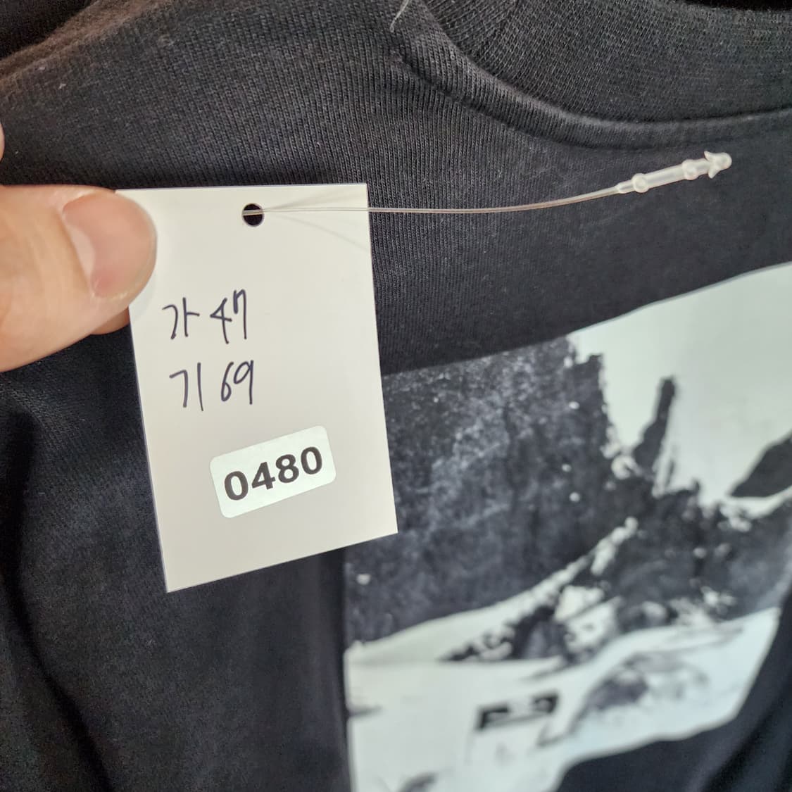 노스페이스 해골 긴팔티 블랙 상품이미지9