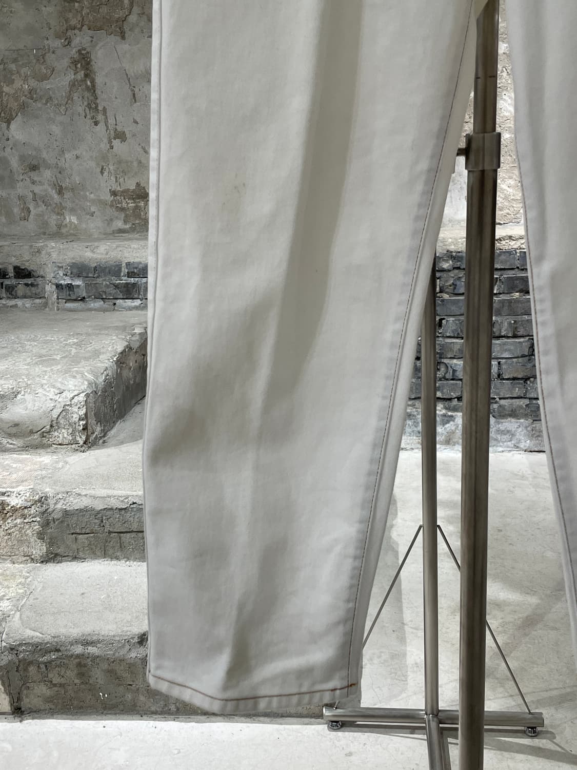 gcds 크림 와이드 컷 데님 팬츠 상품이미지4