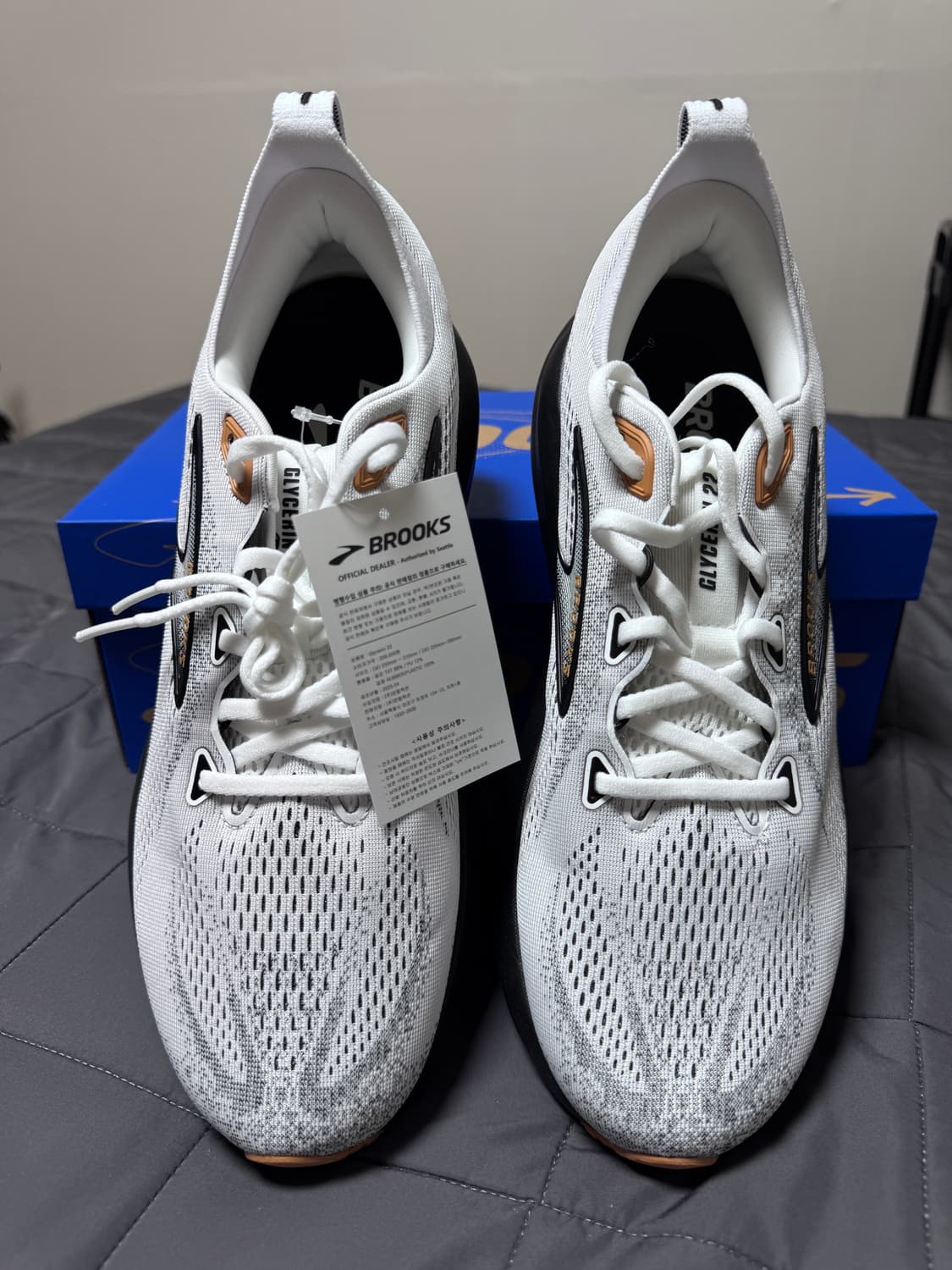 [새상품] 브룩스 글리세린22 화이트 그레이 상품이미지3