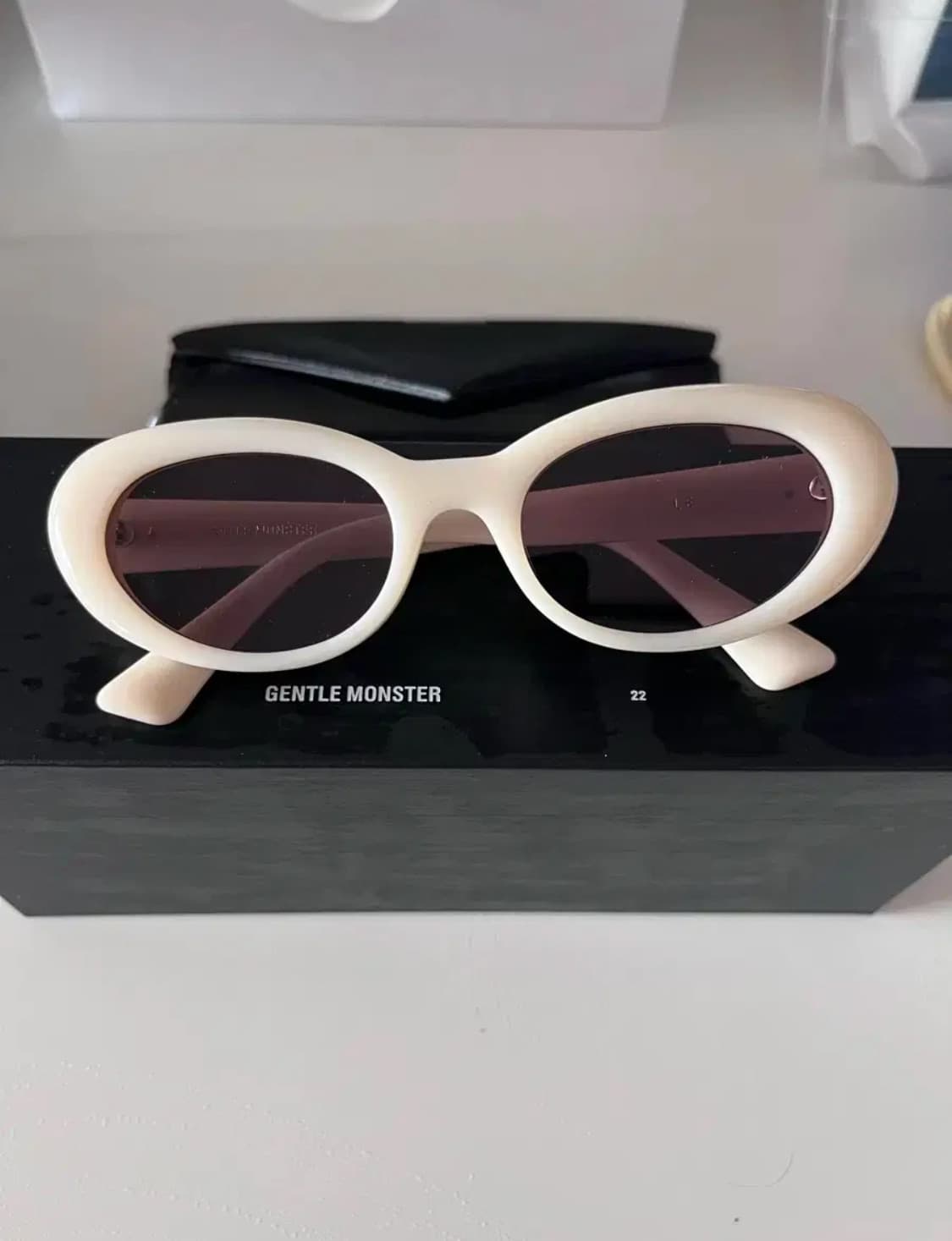 젠틀몬스터 르 화이트 상품이미지1