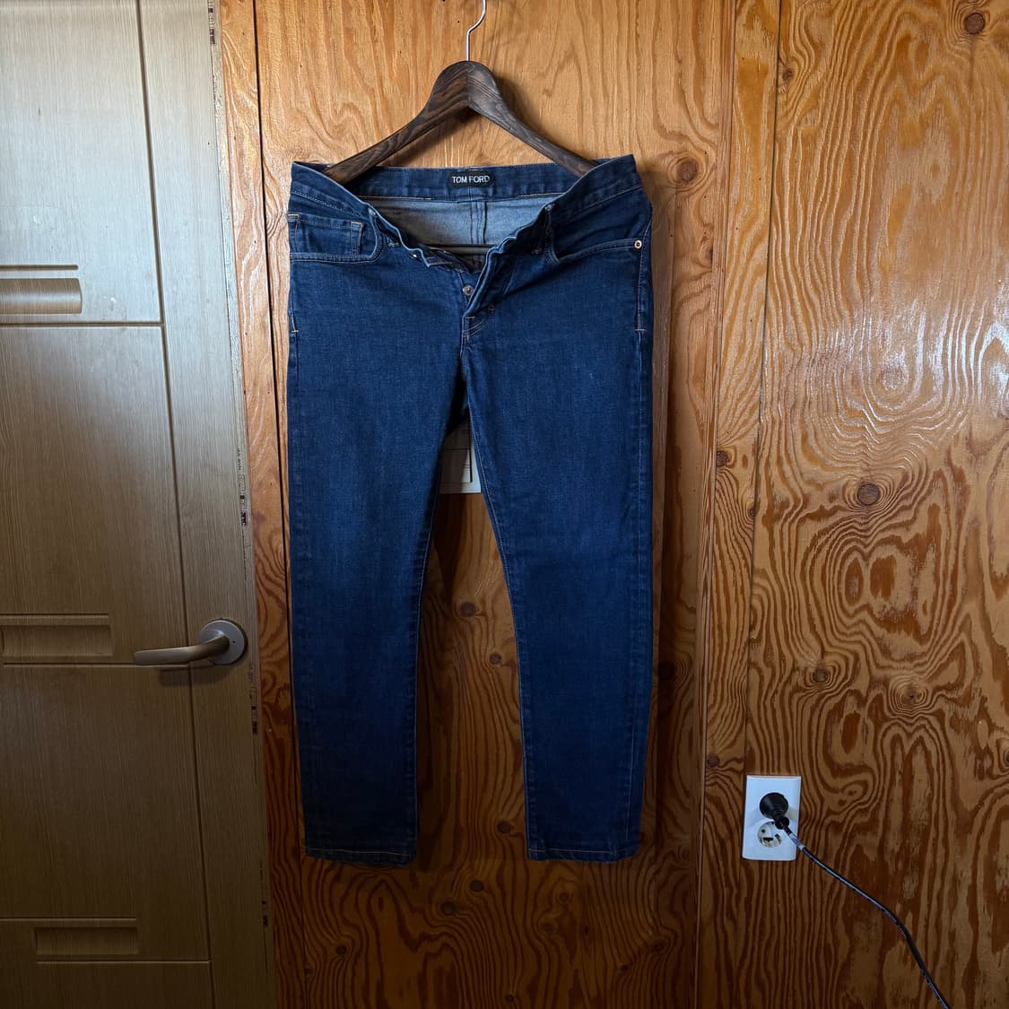 톰포드 청바지 판매 합니다. 상품이미지3