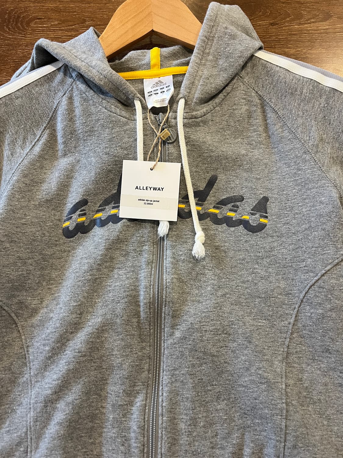 Adidas zip-up jacket  상품이미지3