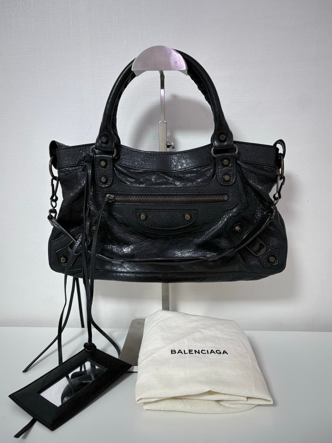 발렌시아가 퍼스트 모터백 블랙 상품이미지10