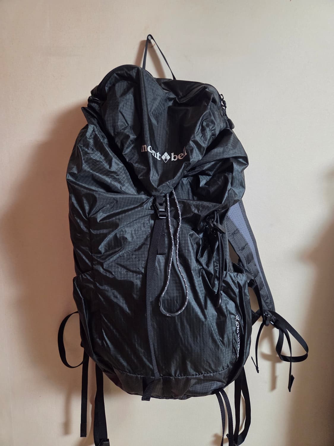 몽벨 버사라이트 팩 20 블랙  상품이미지1
