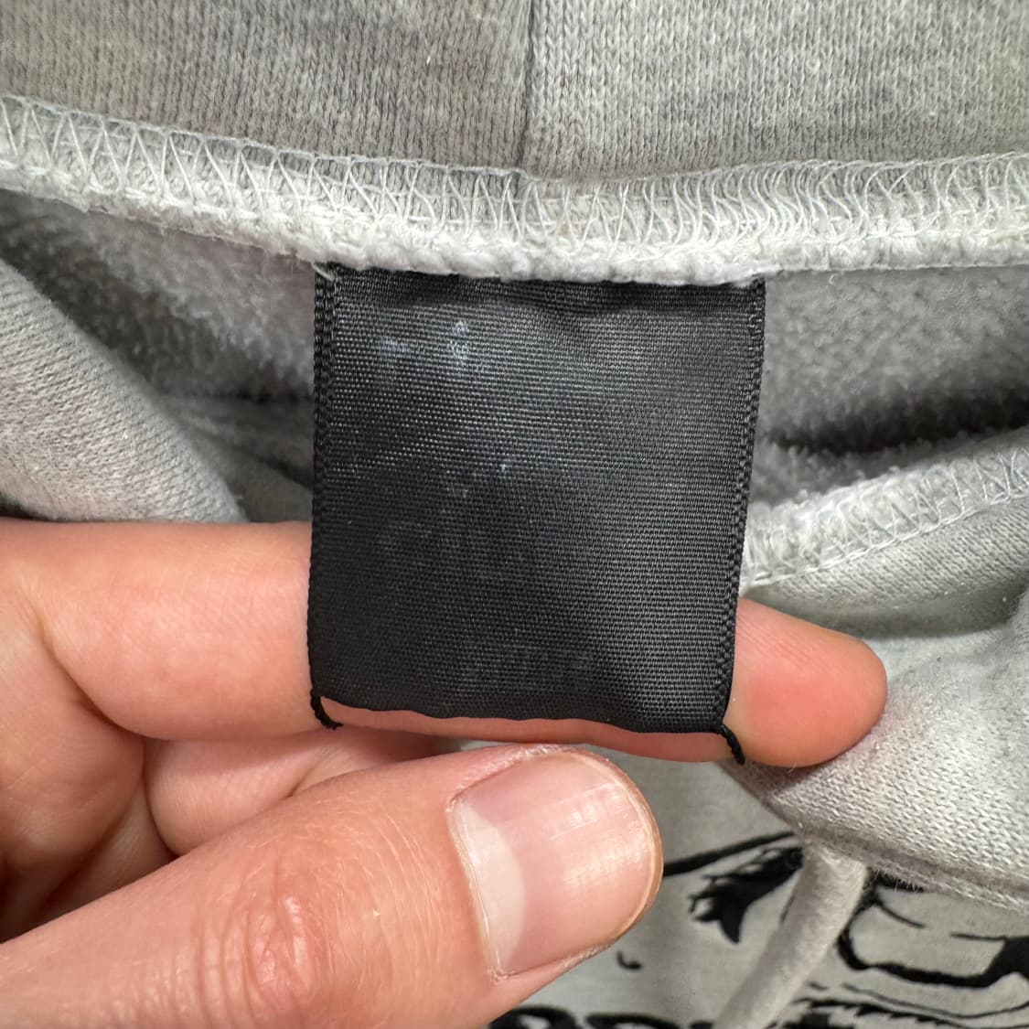 나이스고스트클럽 후드티 전면 자수 로고 포인트 그레이 상품이미지8