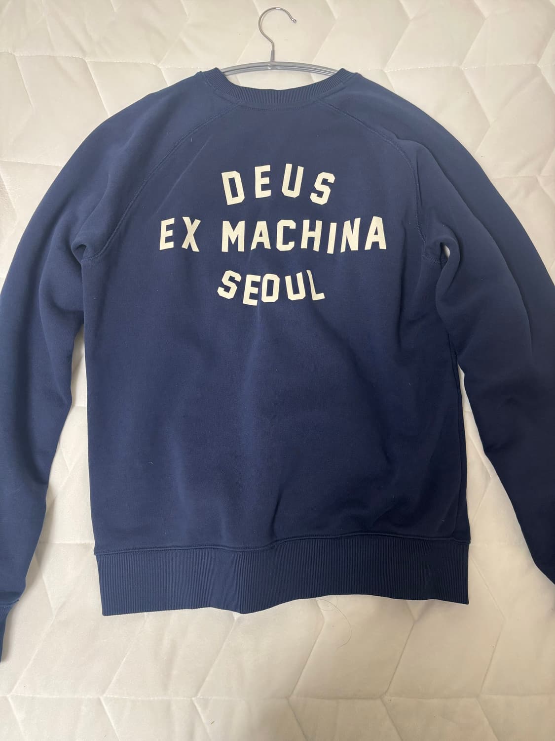 데우스 서울 컬리지 어드레스 스웨트 상품이미지2