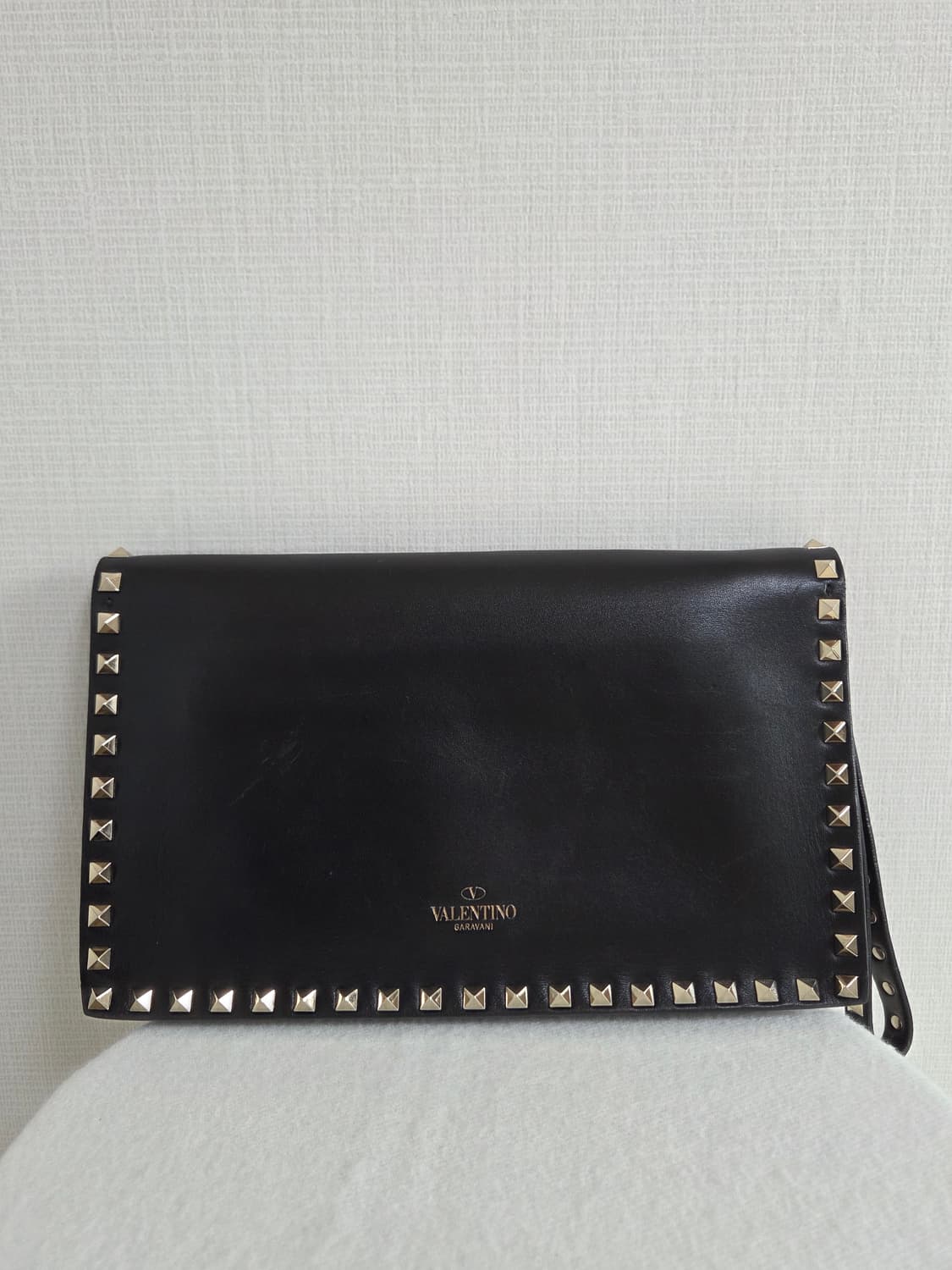 발렌티노 락스터드 클러치백 상품이미지2