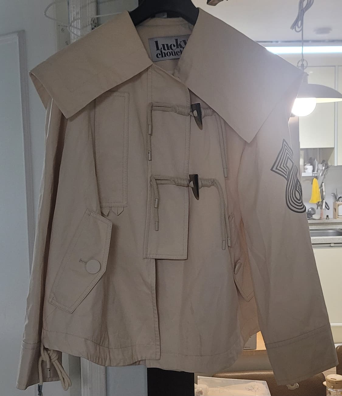 한소희착용 럭키슈에뜨 자켓 상품이미지3