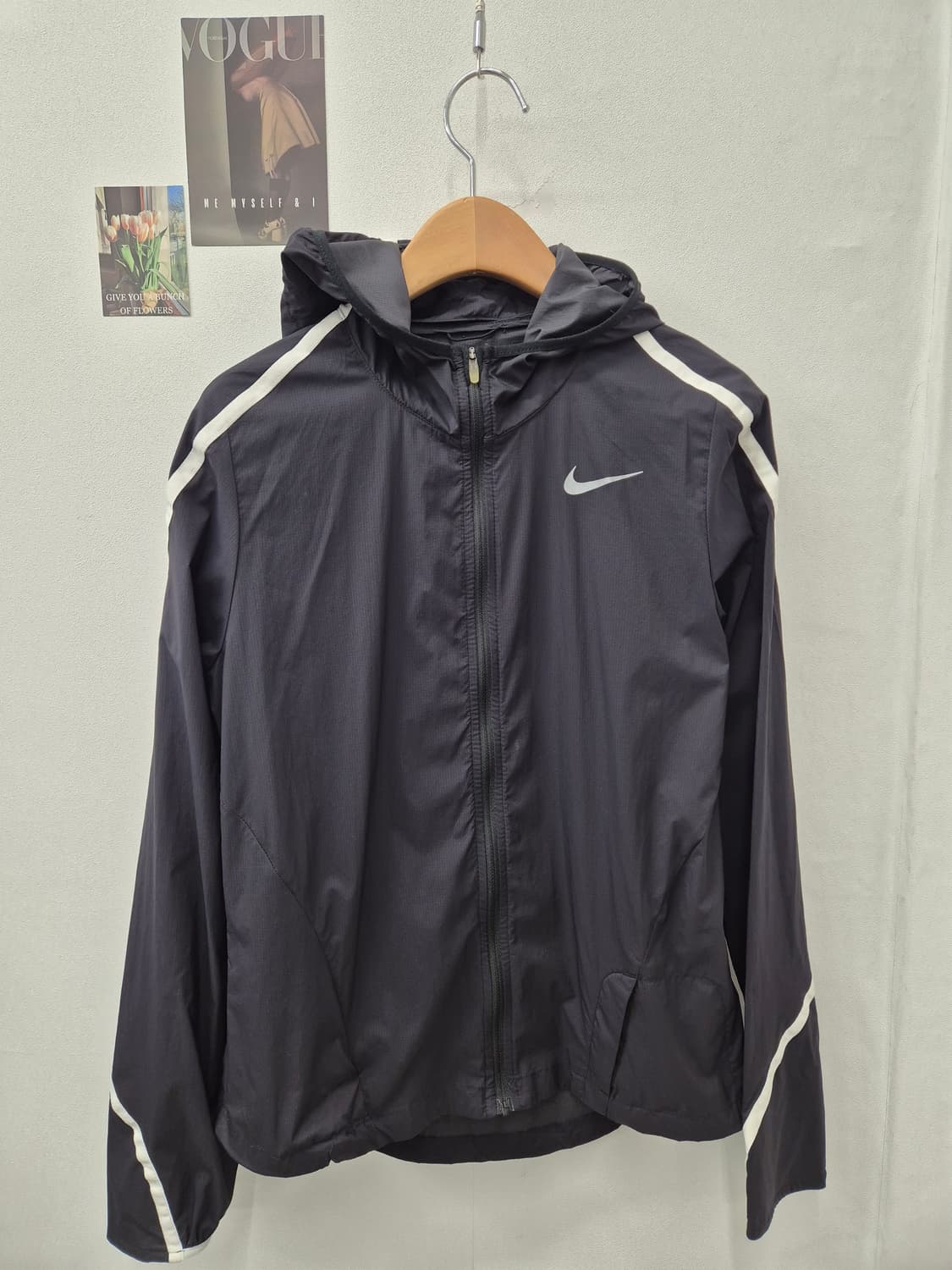 나이키 바람막이 자켓  감정 S
사이즈  상품이미지1