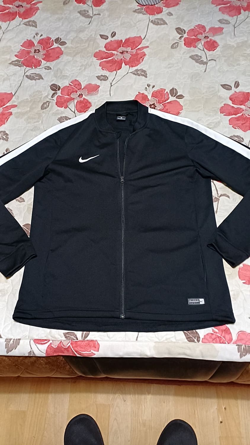 나이키 드라이핏 얇은저지 110 가슴61 기장78 상품이미지1