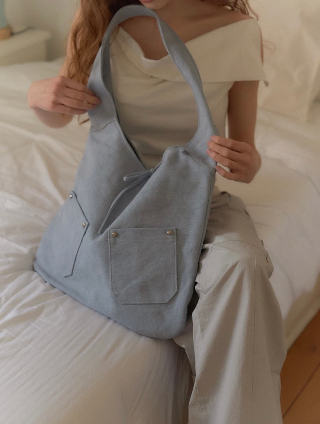 [미개봉 새상품] 아우로 스터드 숄더백🩵 보부상 추천 상품이미지3