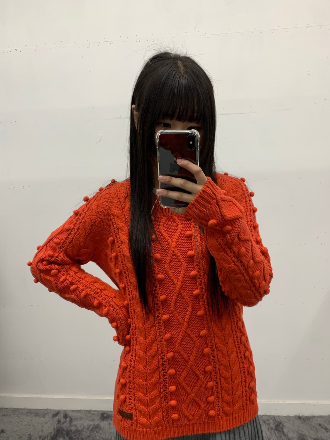 버버리 오렌지 폼폼이 케이블 니트 상품이미지3
