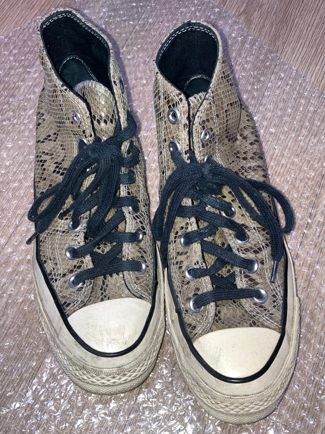 컨버스 척 70 하이 스네이크스킨 상품이미지1