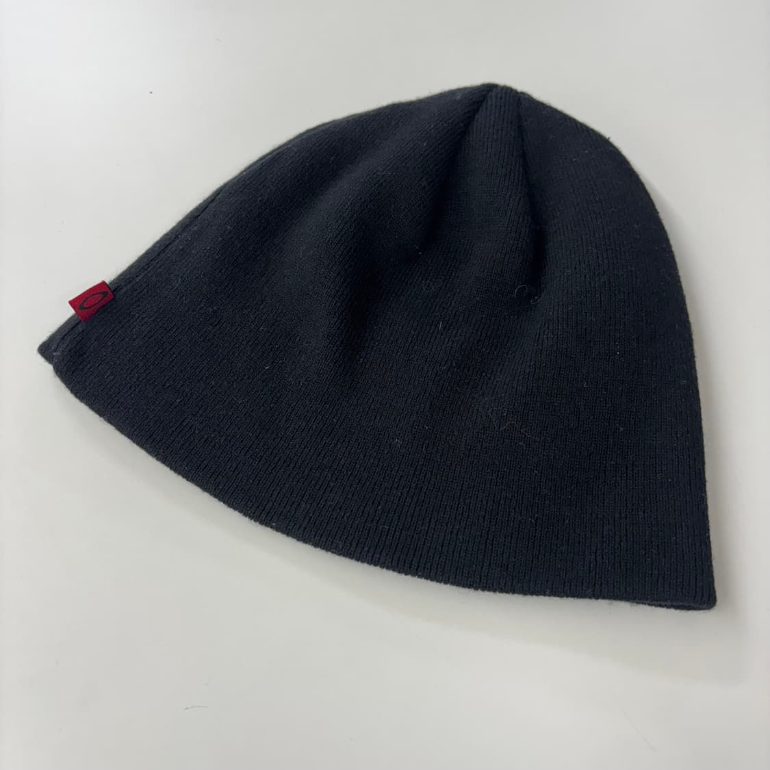 오클리(Oakley) 빈티지 로고 니트 비니 블랙 상품이미지2