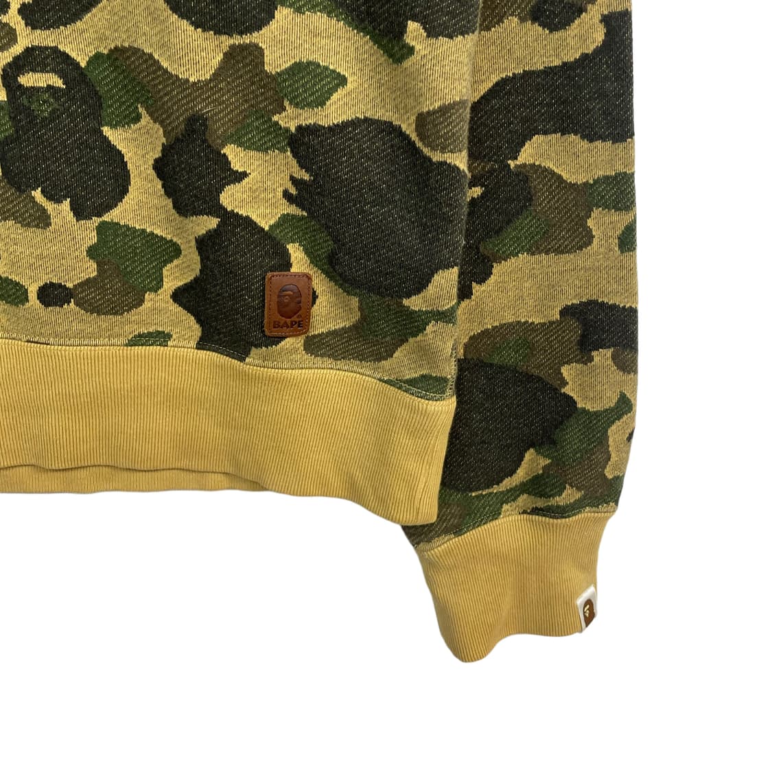 베이프 1st 황계 카모 맨투맨 상품이미지4