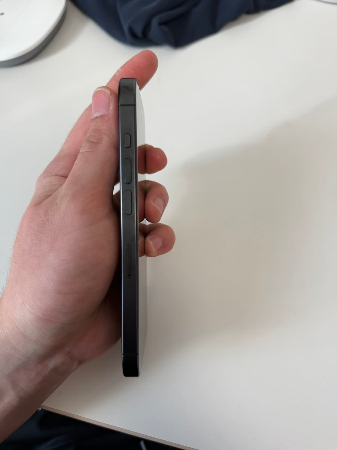 아이폰15프로 상품이미지4