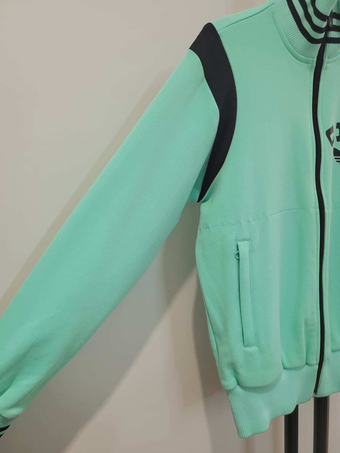 아디다스 클럽 트랙탑 민트색 져지 여성용 55~66 택달린새제품 상품이미지3