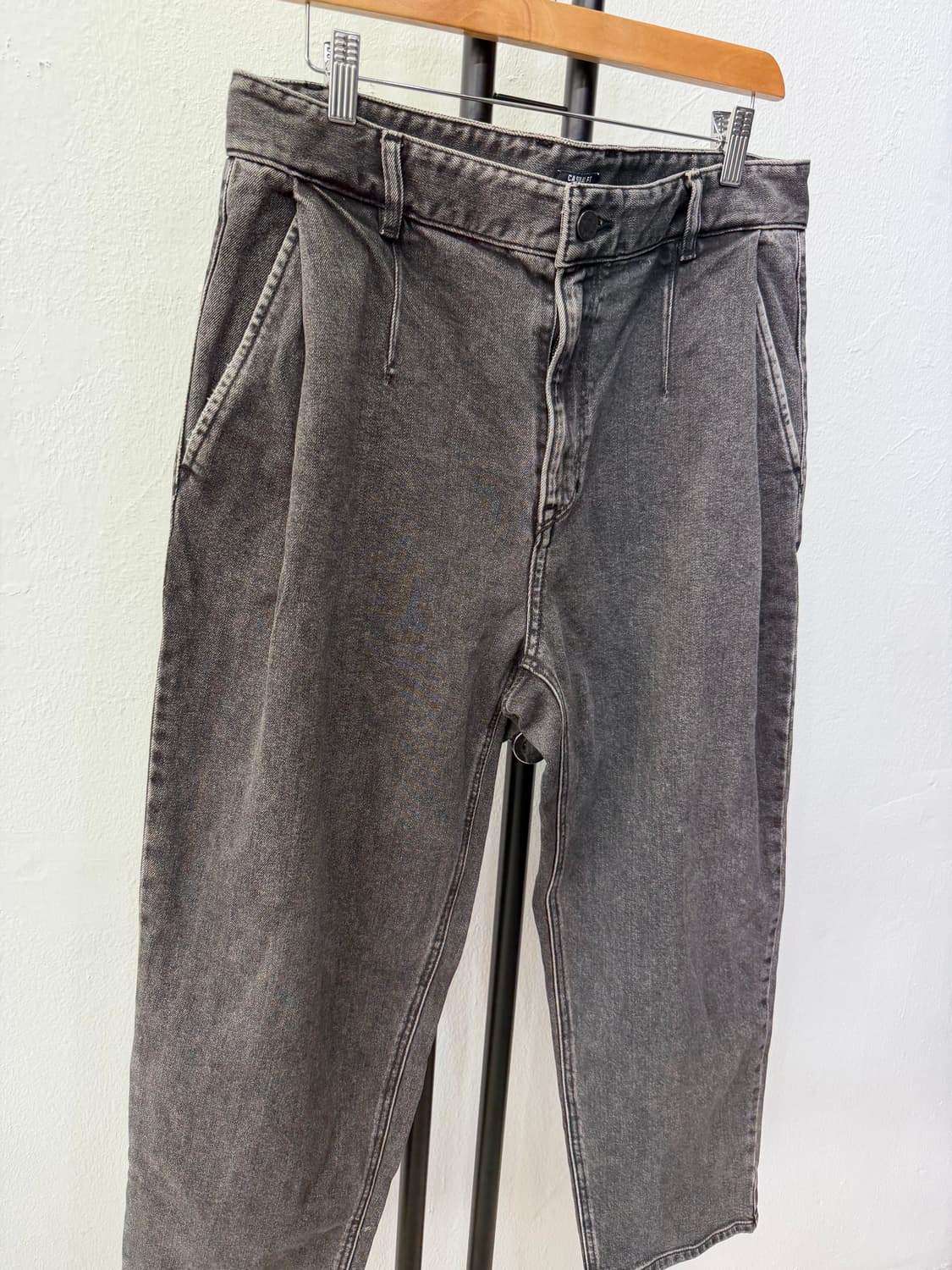 정품) 시스템옴므 한섬 22ss 캐주얼핏 데님 와이드 흑청팬츠 88(34 상품이미지2