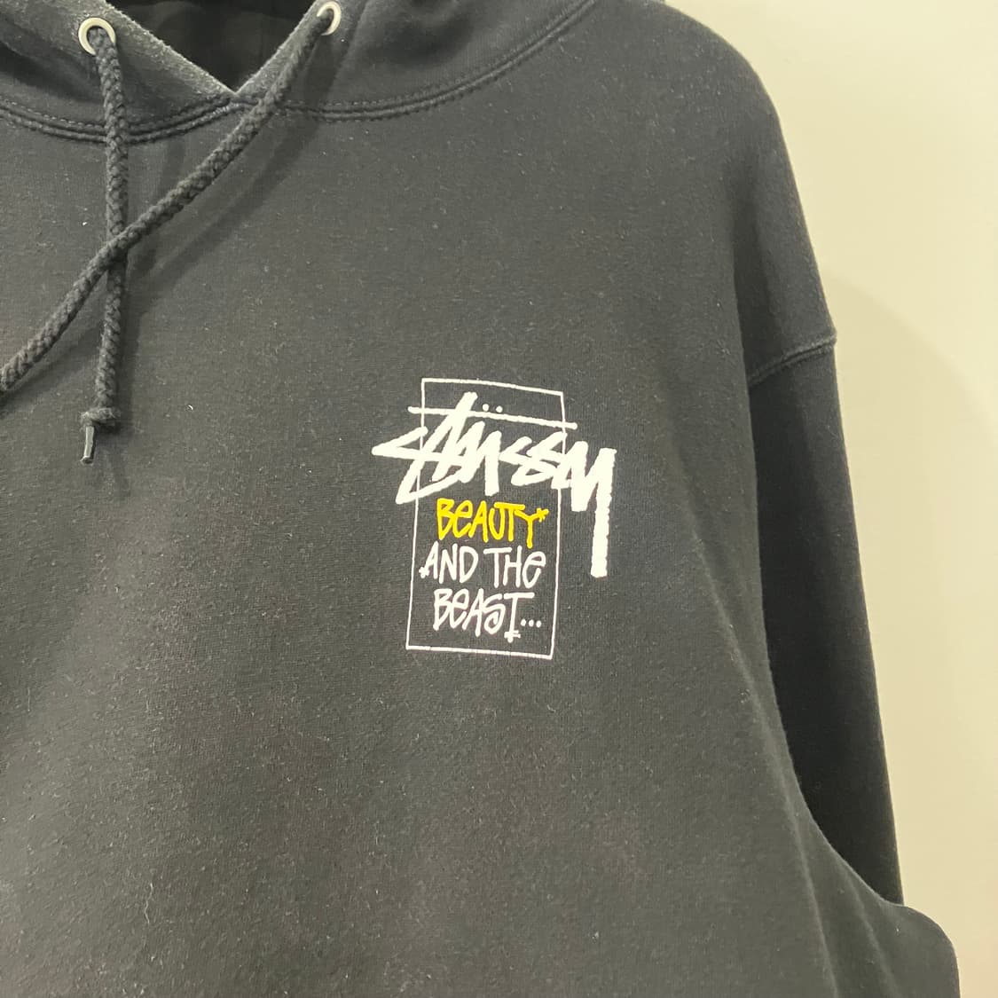 17 스투시 후드티 미녀와야수 상품이미지3