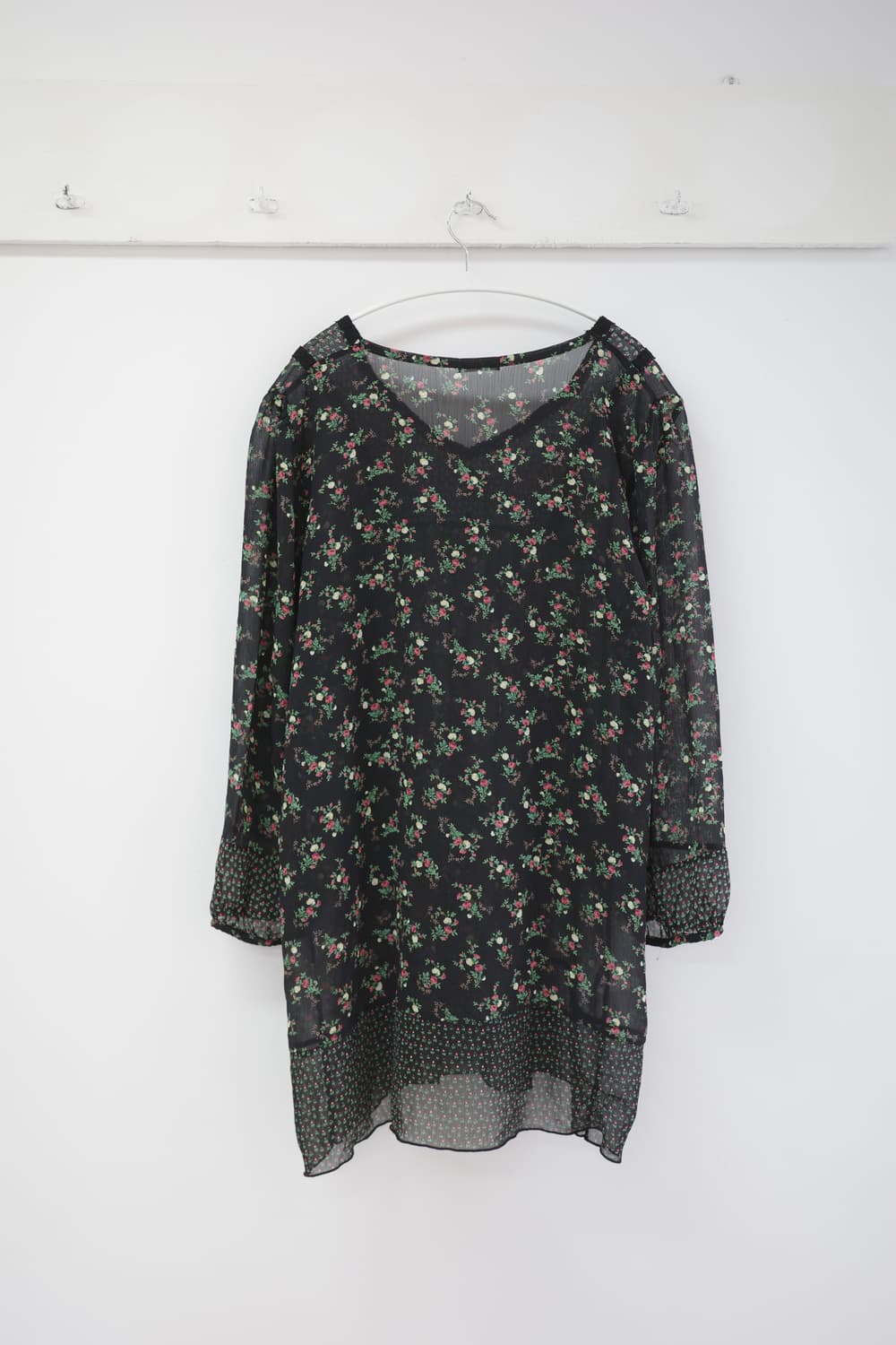 Vintage flower balck one-piece 상품이미지3