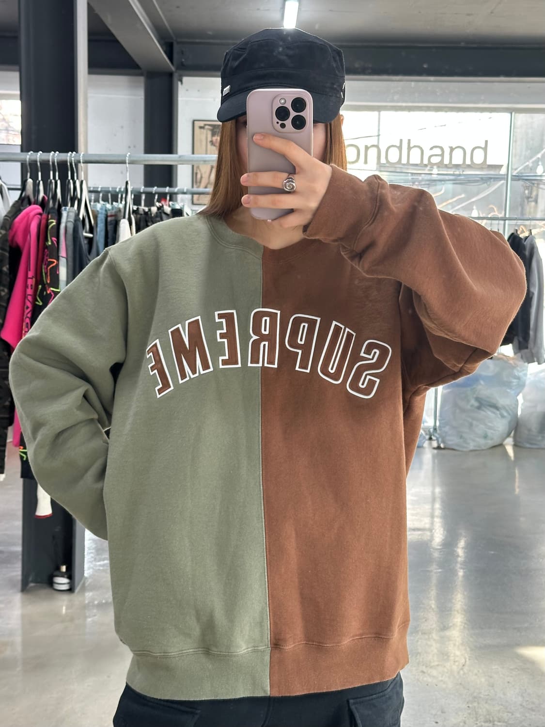 슈프림 18FW 스플릿 크루넥 스웨트셔츠 카키브라운 상품이미지1