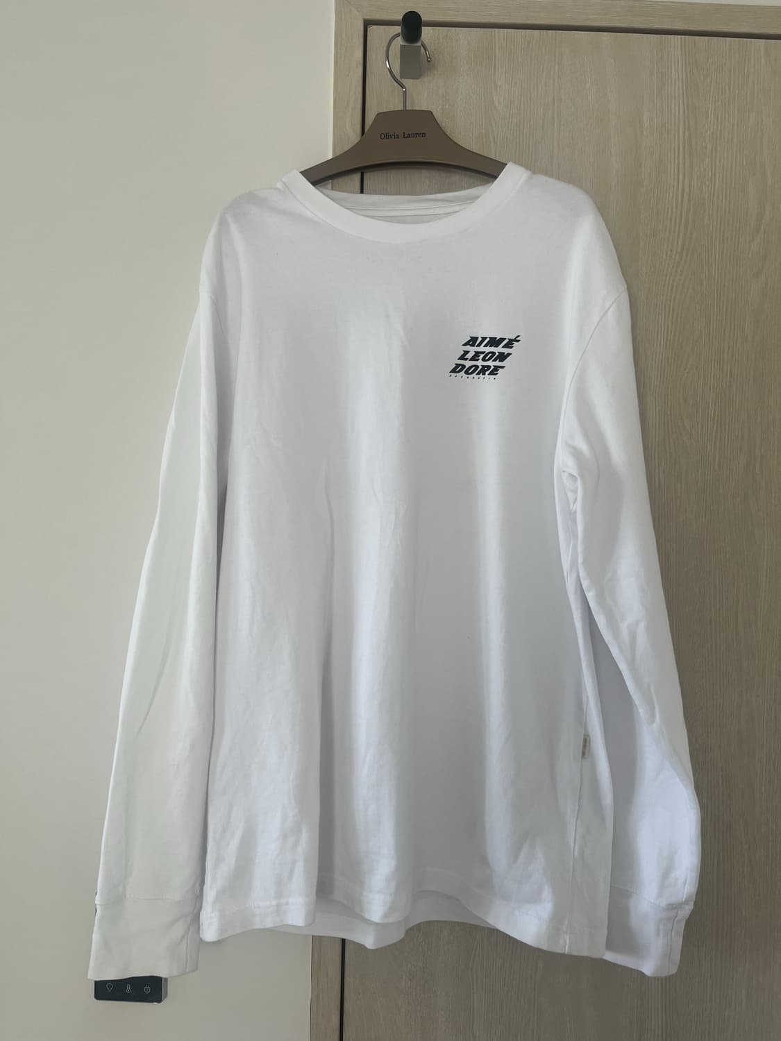 [L] 에임레온도르 프린팅 롱슬리브 상품이미지1