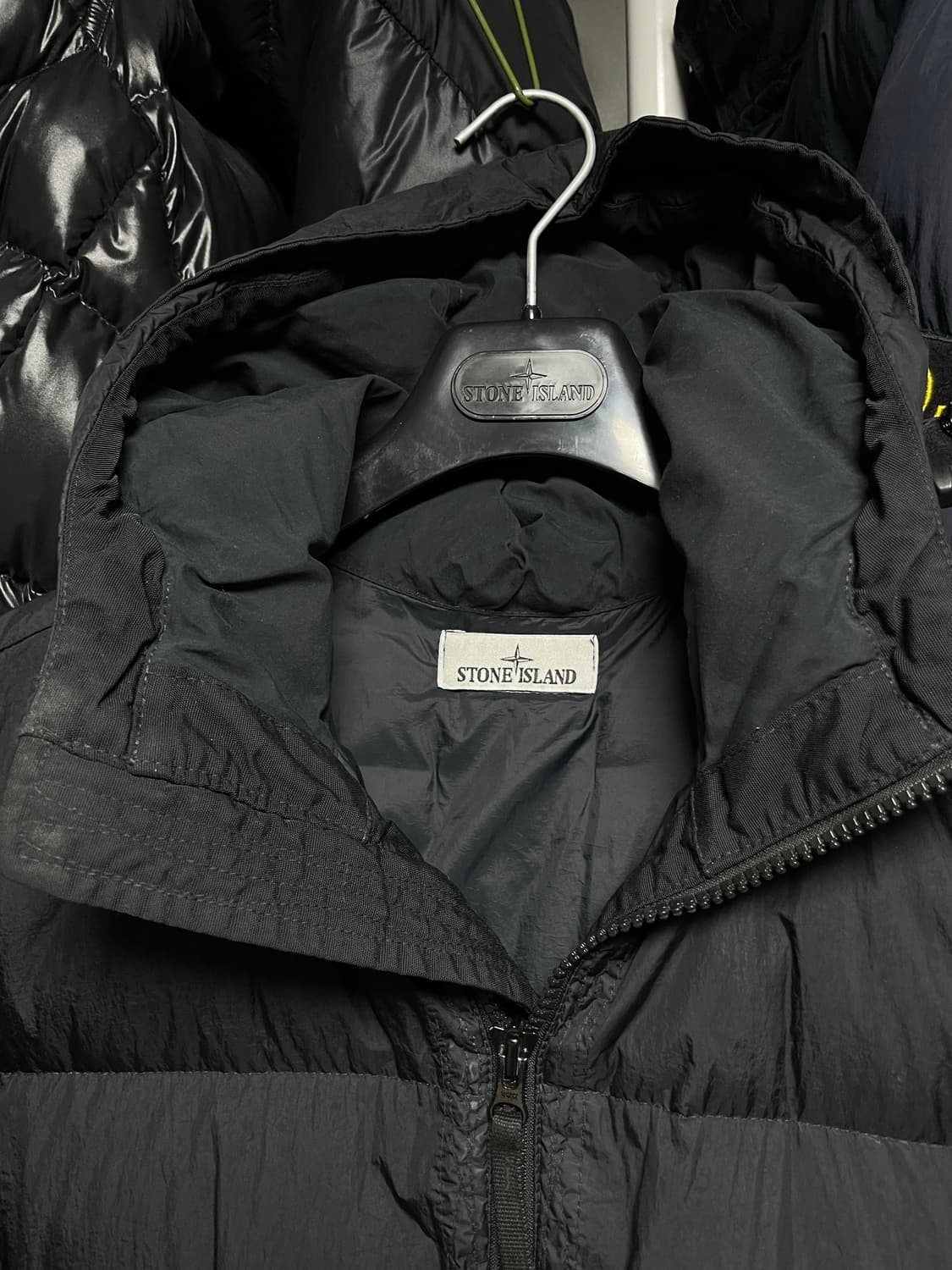 [M사이즈] 22FW 스톤아일랜드 가먼트다잉 크링클랩스 패딩 상품이미지6