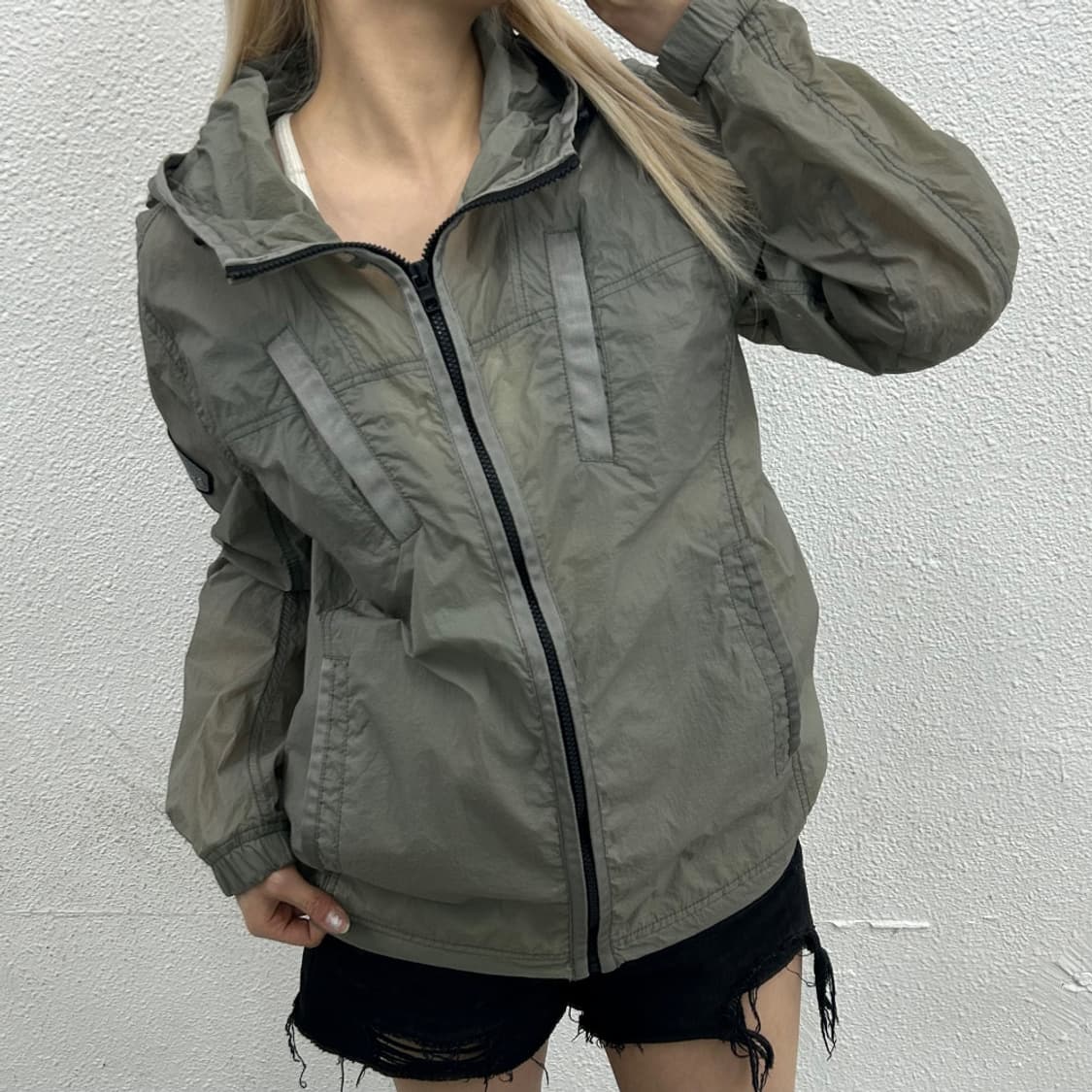 버커루 y2k 카키 후드 바람막이 L 상품이미지1