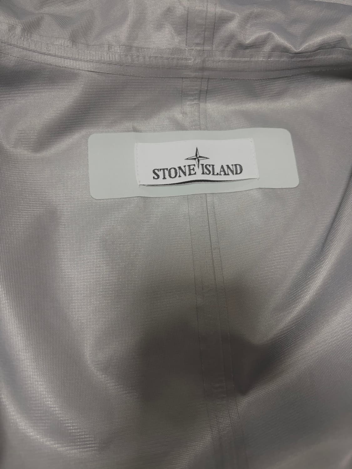 스톤아일랜드 고어텍스 후드집업 상품이미지4