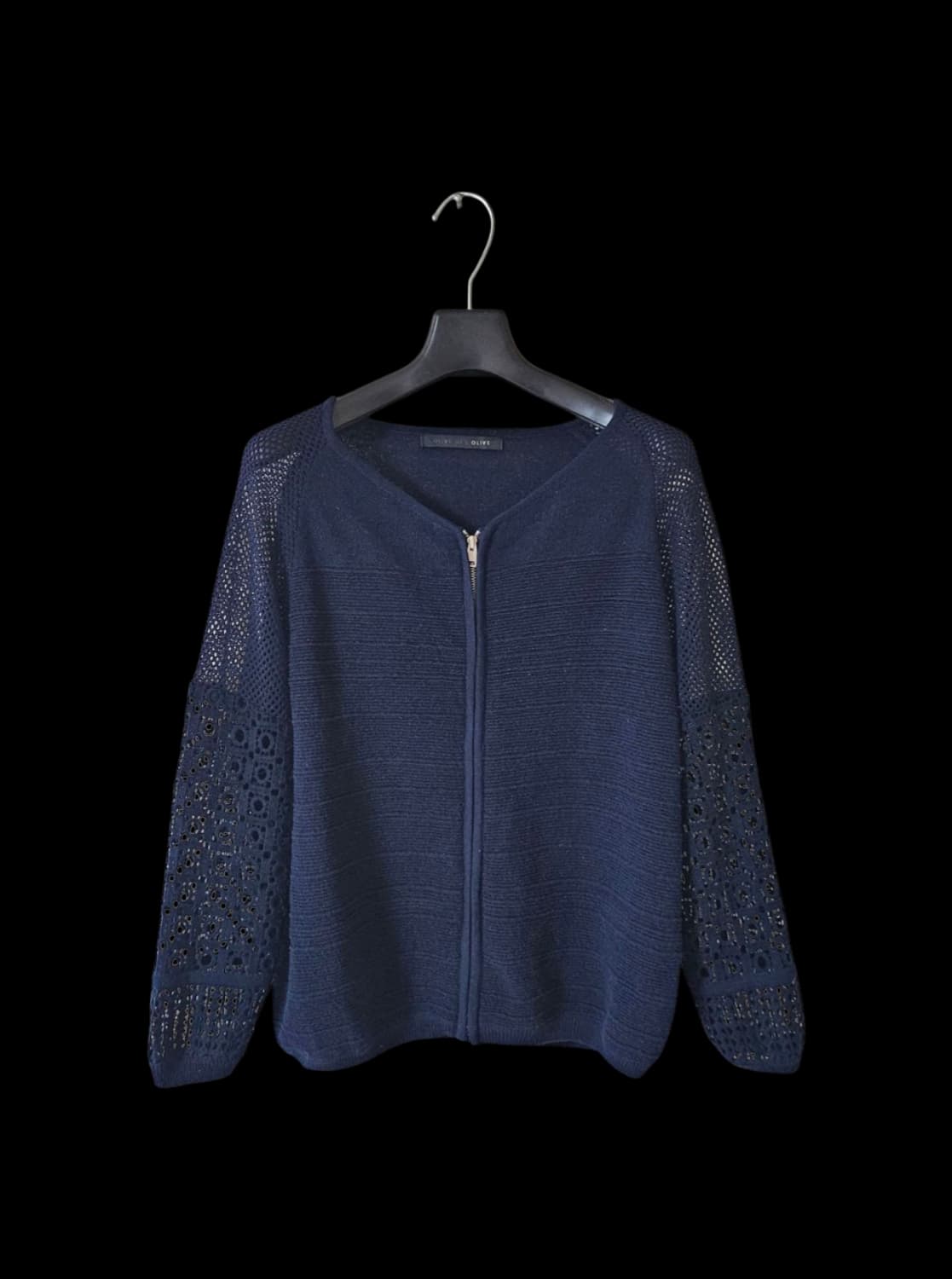 올리브데올리브 네이비 펀칭 지퍼 여성 가디건 M 상품이미지1