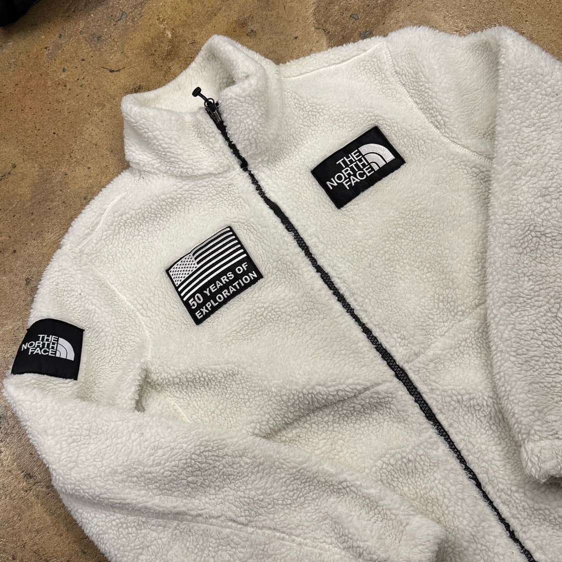 [정품/M] 노스페이스 50주년 뽀글이 플리스 화이트 b8 상품이미지1