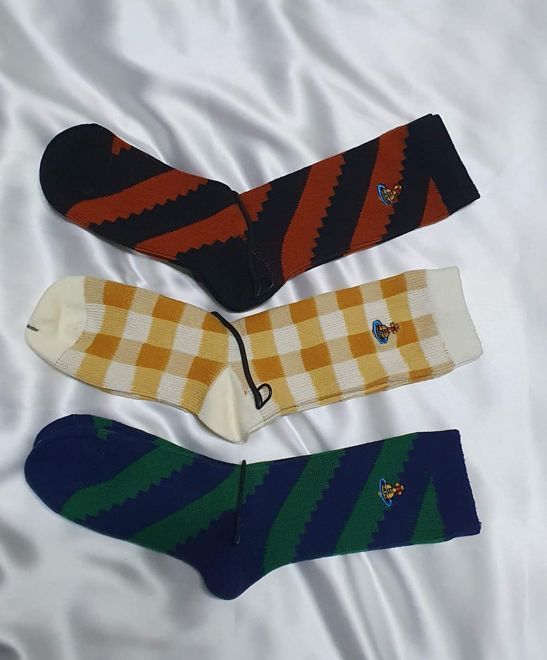 그린 네이비 브라운 옐로우 물결 스트라이프 체크  비비안웨스트우드 양말 상품이미지3