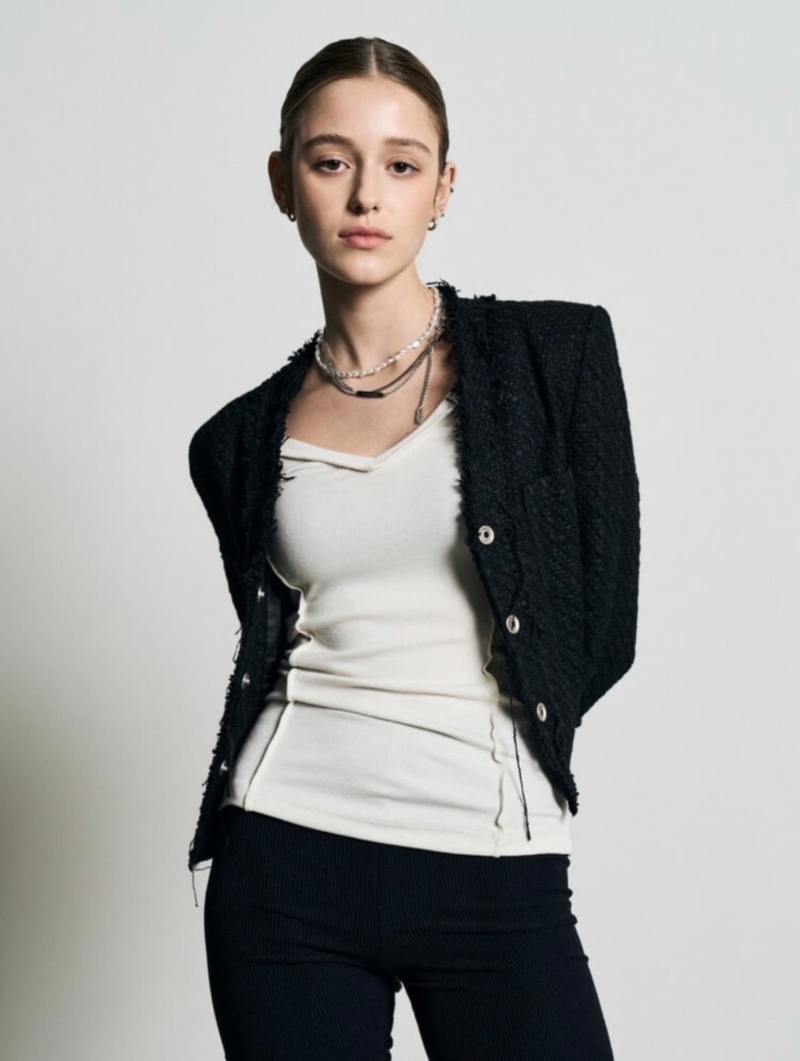 보헤미안서울 22FW 논카라 브이넥 트위드 자켓 상품이미지3