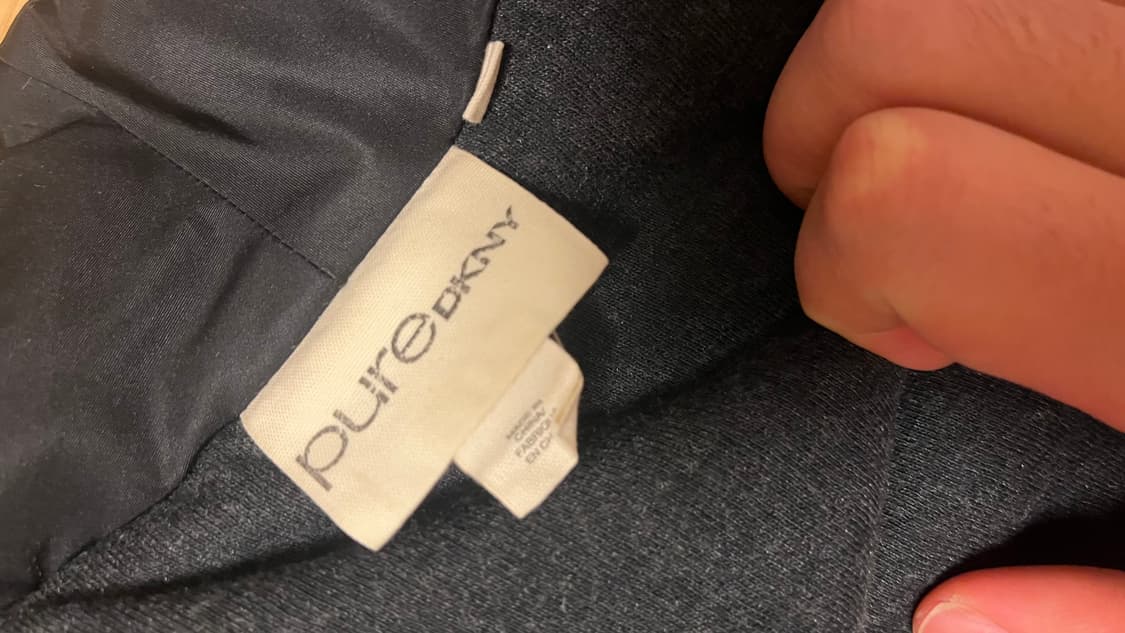 DKNY 비대칭 고딕 사선 지퍼 패딩 상품이미지3