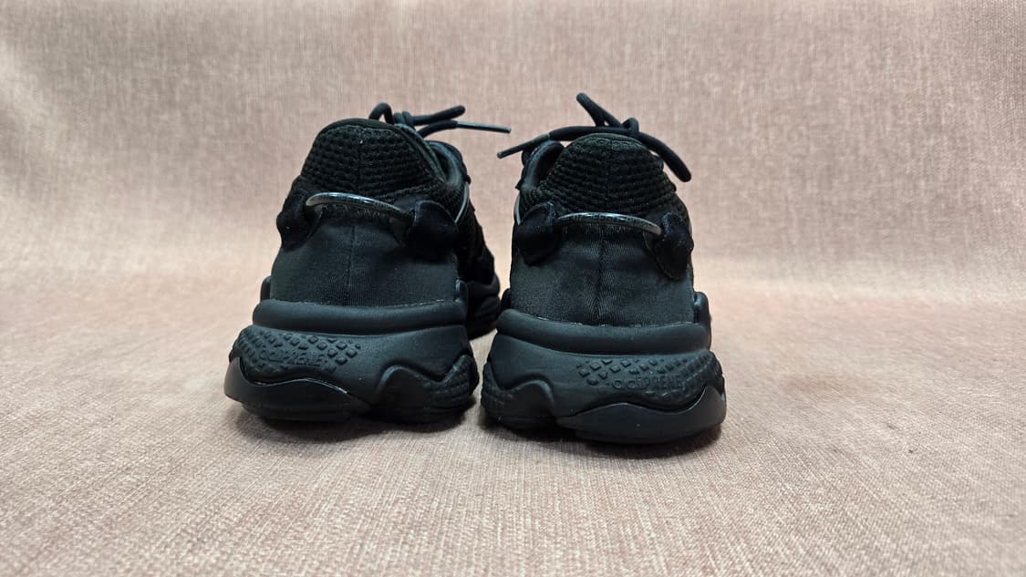 아디다스 일회착용 240mm- 오즈위고 - 트리플블랙 상품이미지5