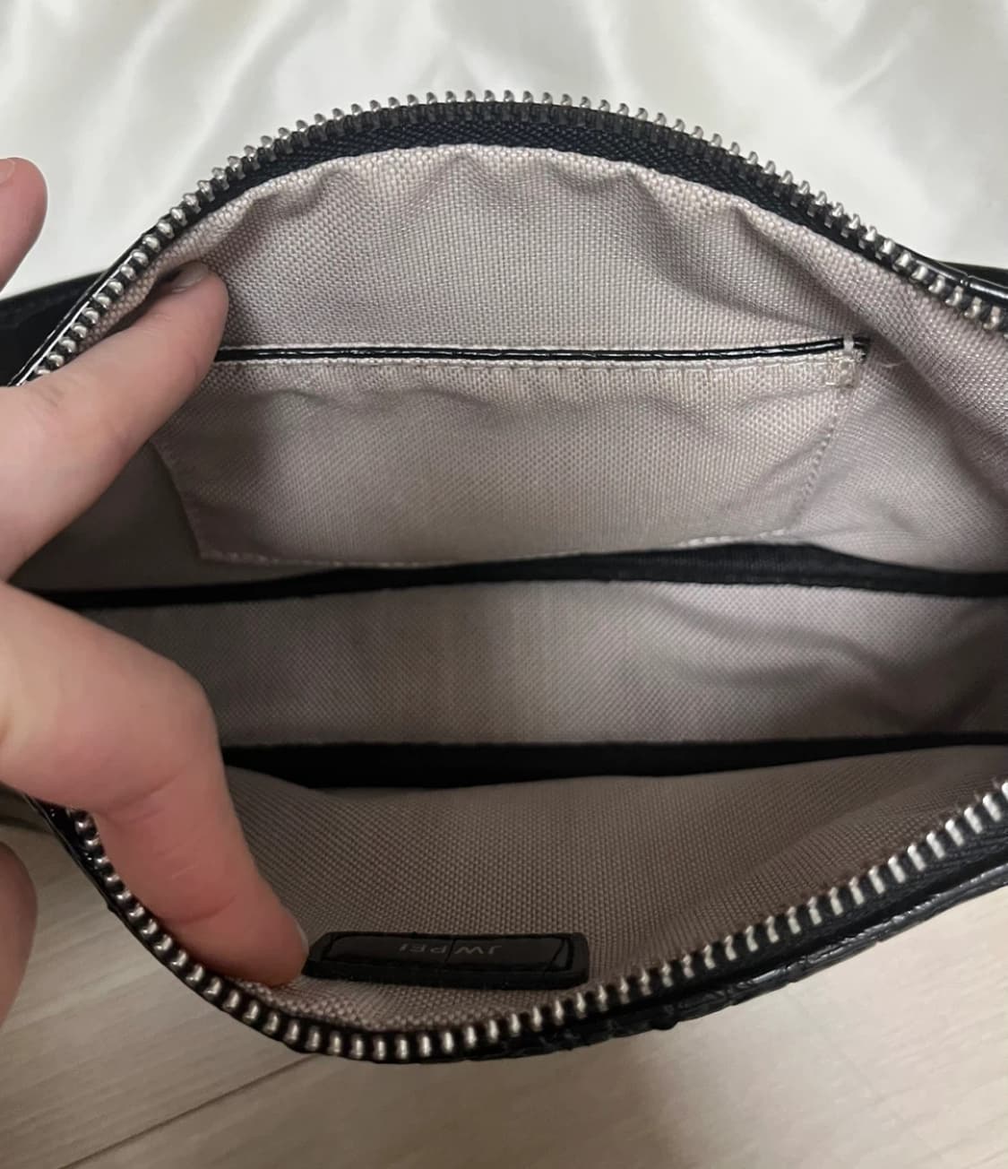 JW PEI 에바 숄더백 블랙 상품이미지3