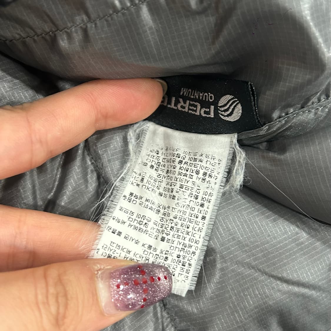 Montbell 몽벨 유광 슈페리얼 블랙 패딩 상품이미지6