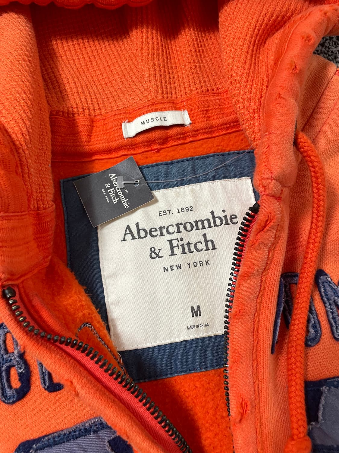 빈티지9. 아베크롬비 앤 피치 오렌지 빈티지 데미지 후드 기모 상품이미지4