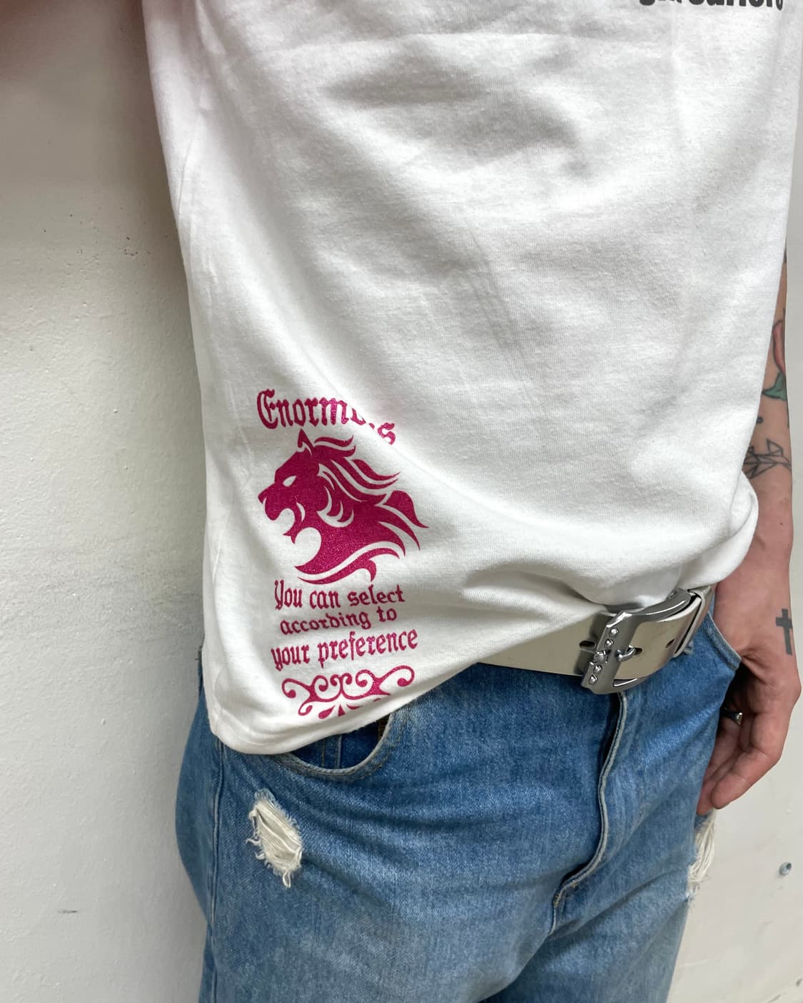 Glossy Pink Lettering T-Shirt  상품이미지4