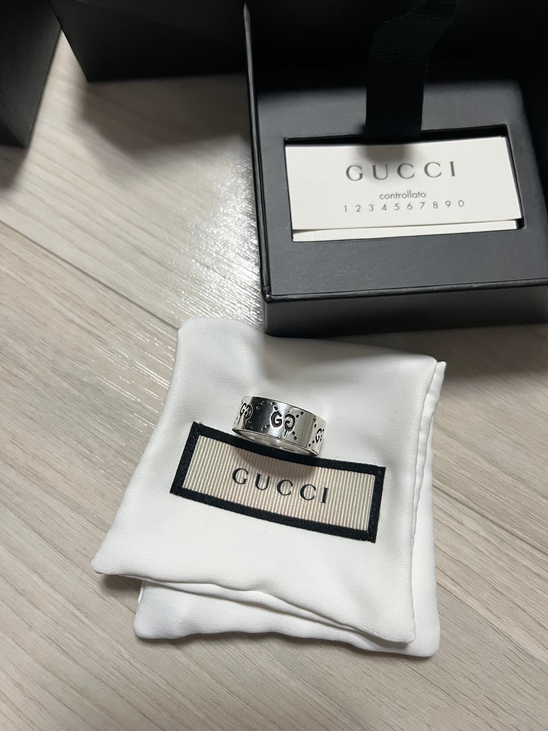 구찌 고스트 스컬 링 9mm 상품이미지6