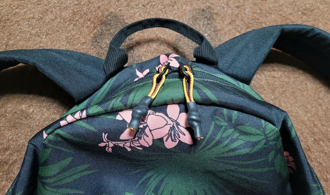 팀버랜드 플로럴 백팩(28*44) 새제품 상품이미지4