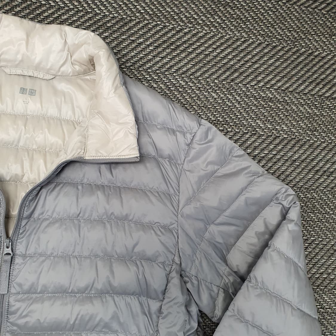 유니클로 오리털 경량패딩 남자105 상품이미지3