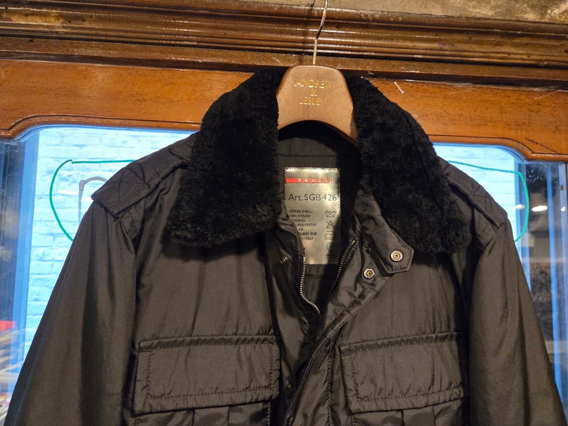 프라다 패딩자켓 상품이미지2