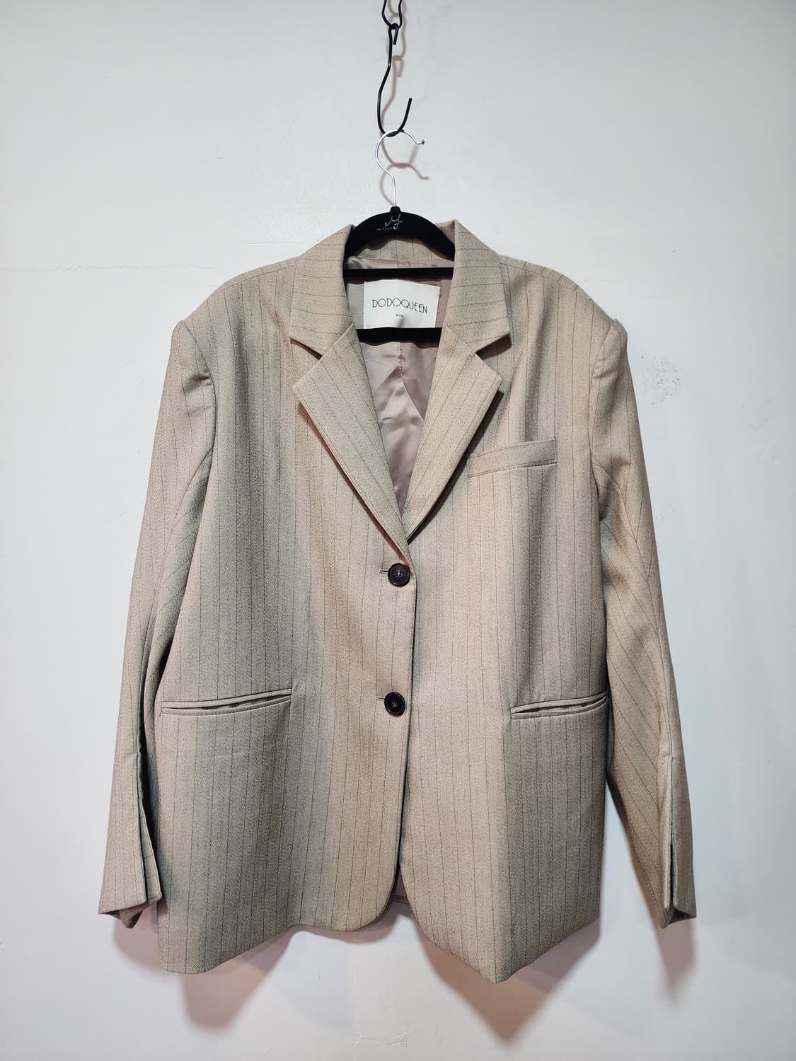 DODOQUEEN 베이지 스트라이프 자켓  상품이미지1