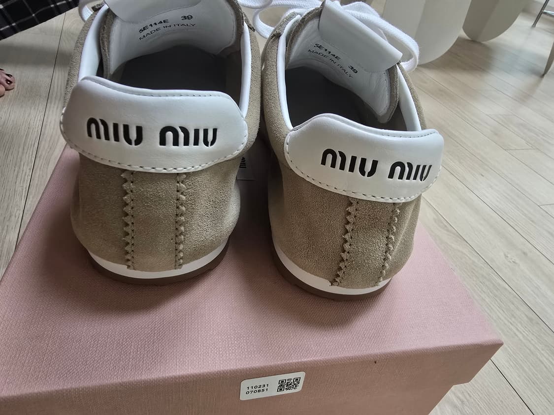 미우미우 플룸 39 상품이미지3