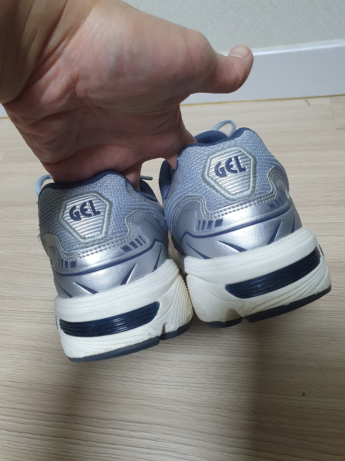 아식스 젤 1090 실버 운동화 260 상품이미지6