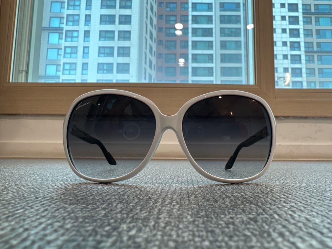 구찌 빈티지 빅프레임 화이트 선글라스  상품이미지5