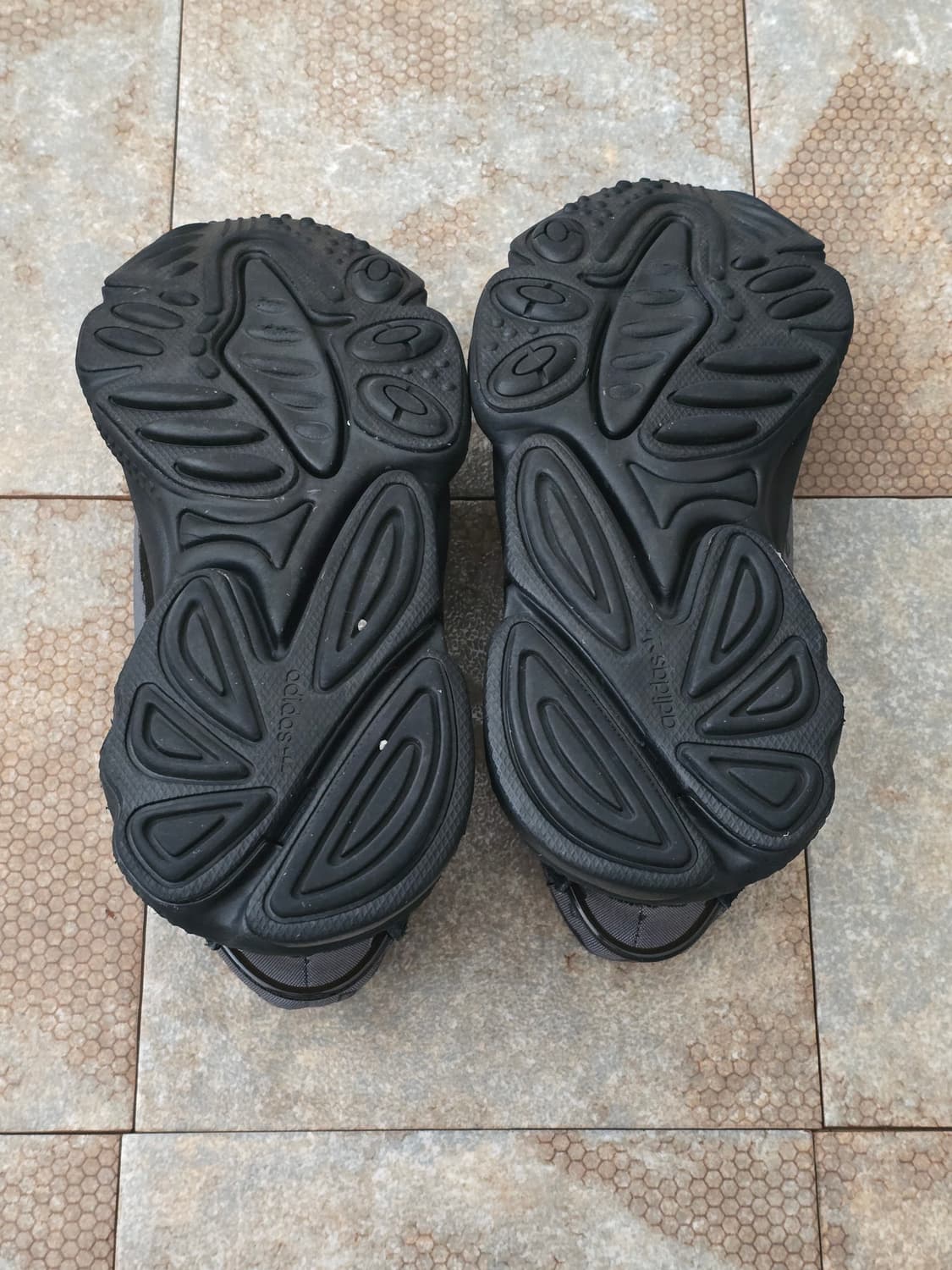 (240)아디다스 오즈위고 그레이 블랙 상품이미지8