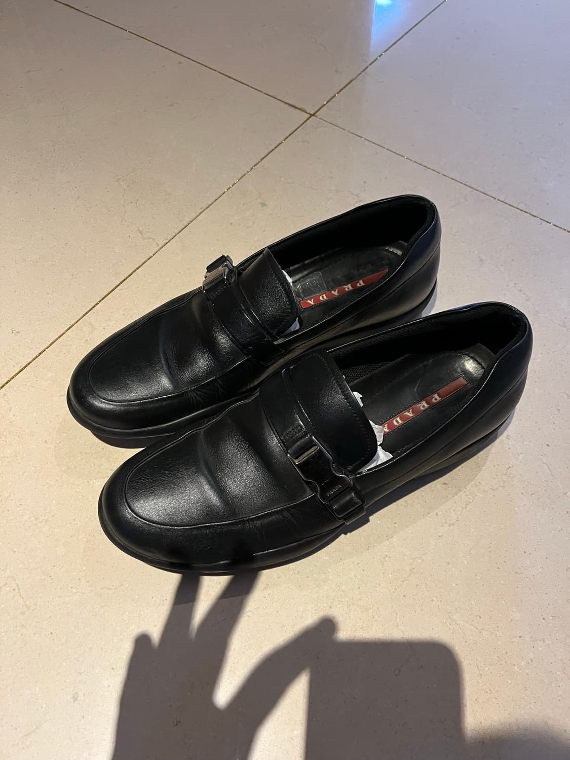 프라다 스포츠 메탈 버클 로퍼 스니커즈 8 상품이미지1