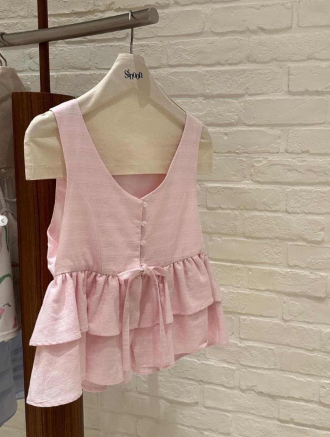 시눈 브이넥 베스트 블라우스 상품이미지1